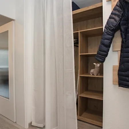 Apartment Deluxe - Sauna & Pool - Free Parking
