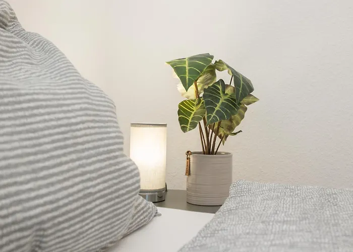 Deluxe - Sauna & Pool - Free Parking アパート *