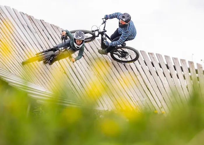 Lägenhet Deluxe - Sauna & Pool - Free Parking *